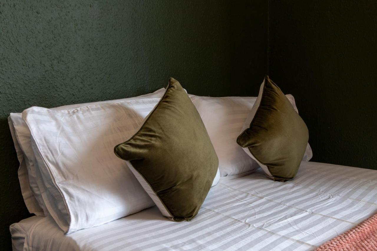 Digbeth City Centre Apartment Sleeps 12 Opposite Coach Station Birmingham Ngoại thất bức ảnh