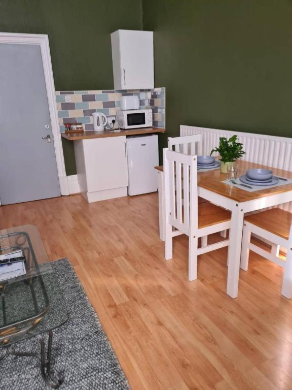 Digbeth City Centre Apartment Sleeps 12 Opposite Coach Station Birmingham Ngoại thất bức ảnh